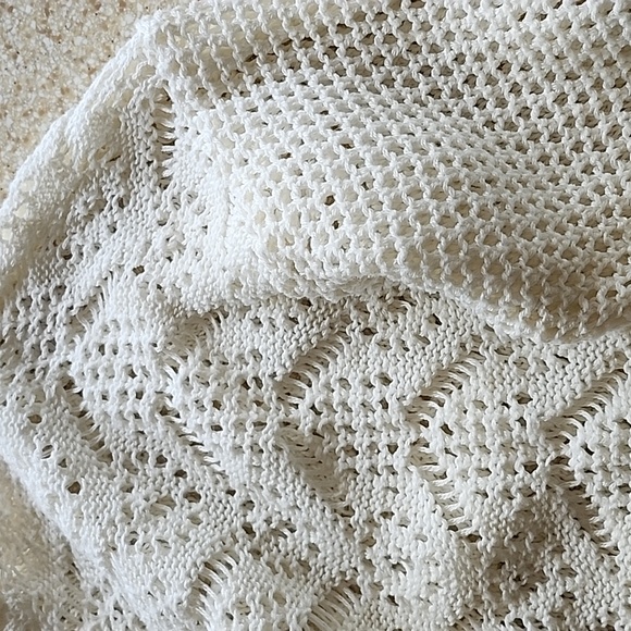 Guess Open Knit Cream Sweater Size M - Picture 3 of 12